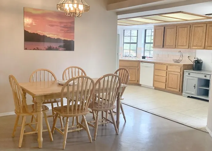 Desert Backdrop With Firepit Pets And Nature Access * Lake Havasu City